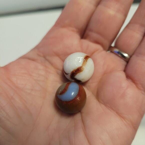 Vintage Mixed Bag Of Sizes And Brands Glass Marbles 1 Lb - Picture 3 of 6